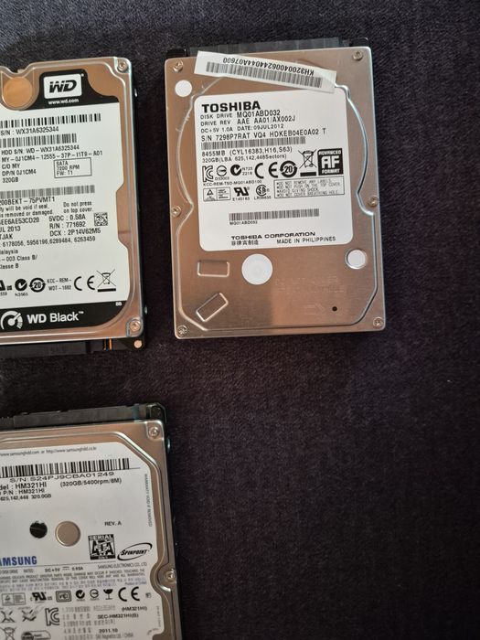 9 x dysk twardy 2.5 cala 320 GB do laptopa ps3 ps4