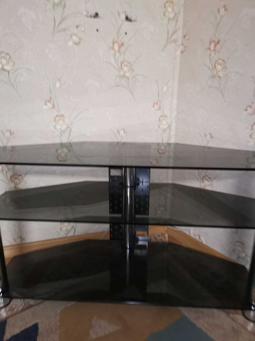 Полка під телевізор настільна