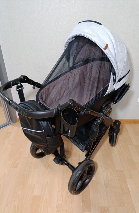 Продам коляску 2в1 angelina amica сірий колір люлька, прогулка
