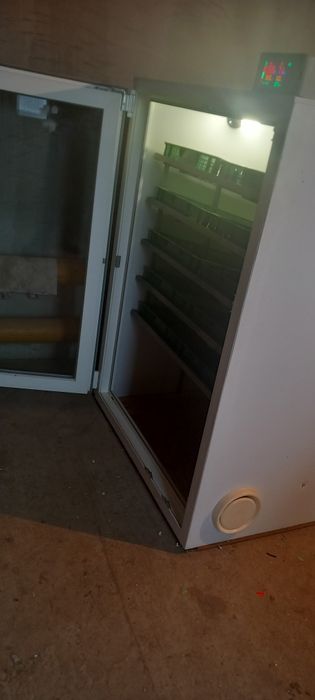 Інкубатор професійний