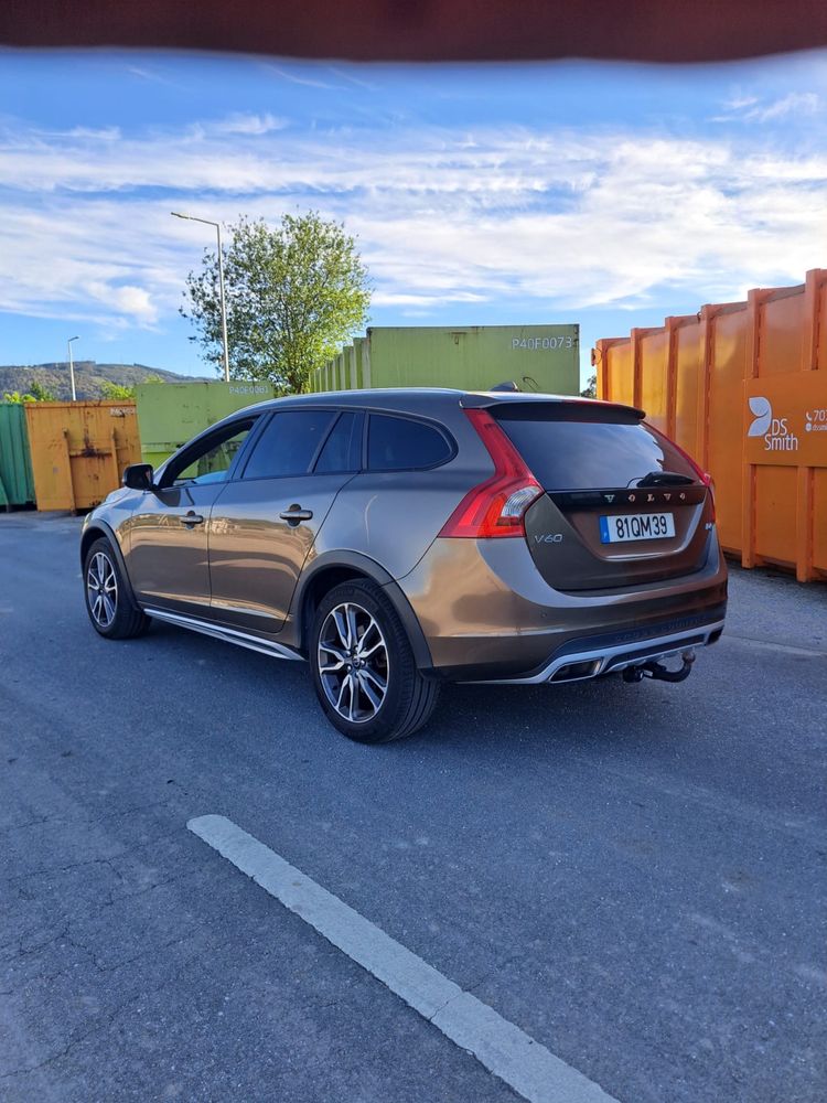 Volvo v60 cc D4 Automatica