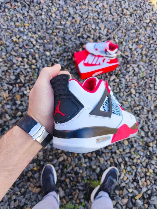 Кросівки Nike Jordan 4 Retro чоловічі демісезонні 41-46