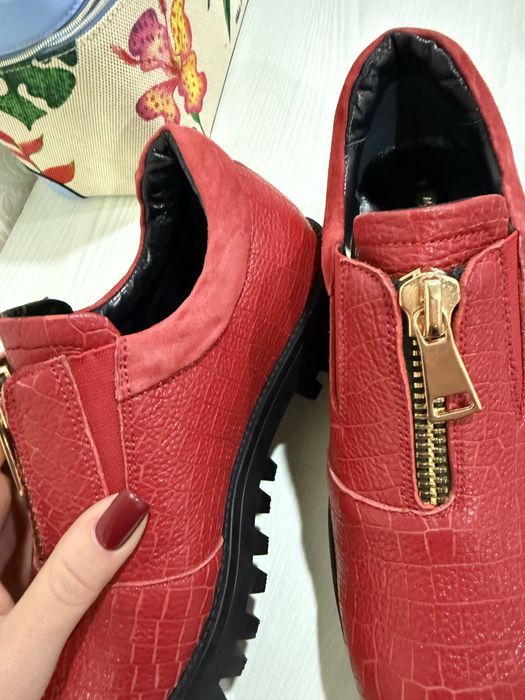 Кожані туфлі , лофери , 39 розмір, нові