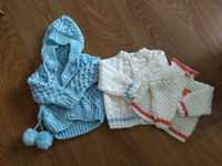 Sweterki niemowlęce robione na drutach