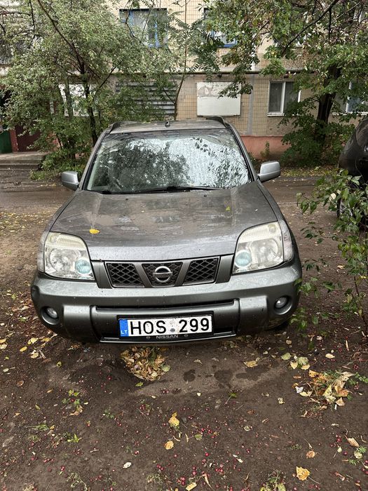 Nissan x-Trail.