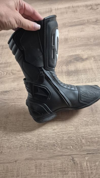 Buty na motocykl