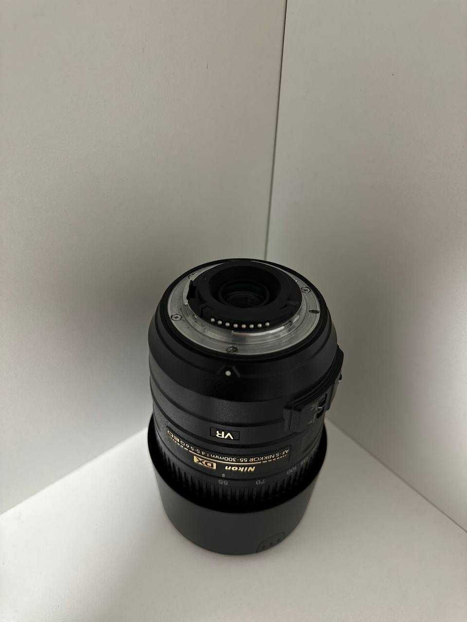 Продам объектив
Nikon 55-300mm f/4.5-5.6G ED DX VR AF-S Nikkor