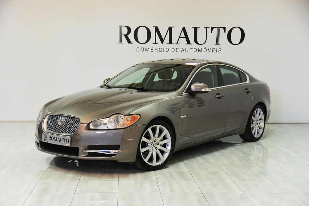 Jaguar XF 2.7 D V6 Luxury