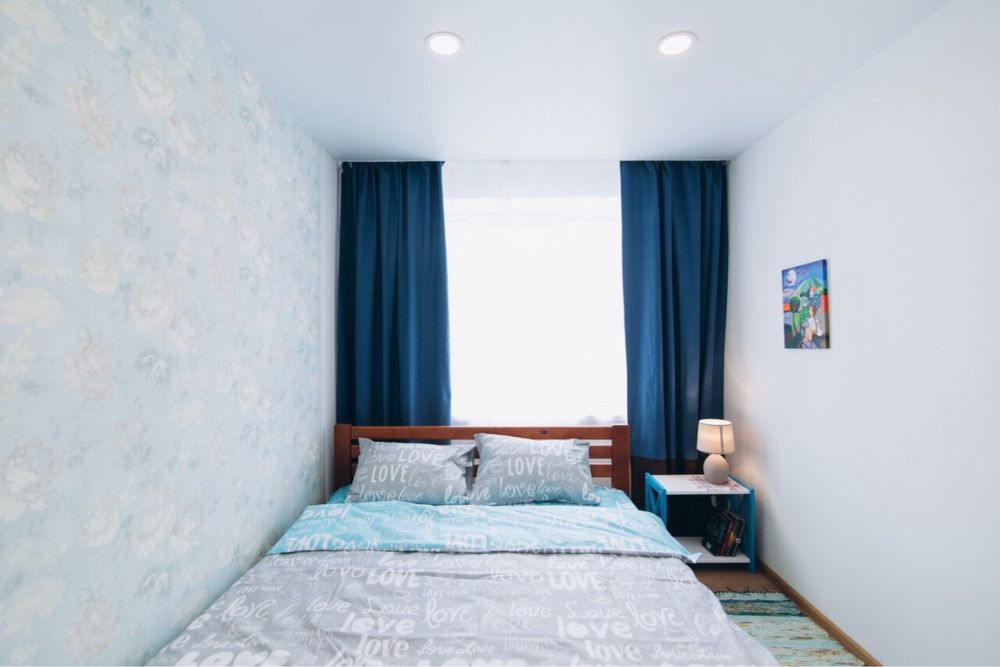 Подобова аренда двокімнатної квартири в центрі міста,вул.Харьківська