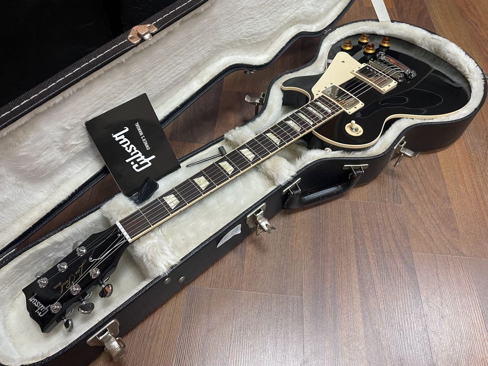 Gibson Les Paul Standard 60s Ebony (2200$)