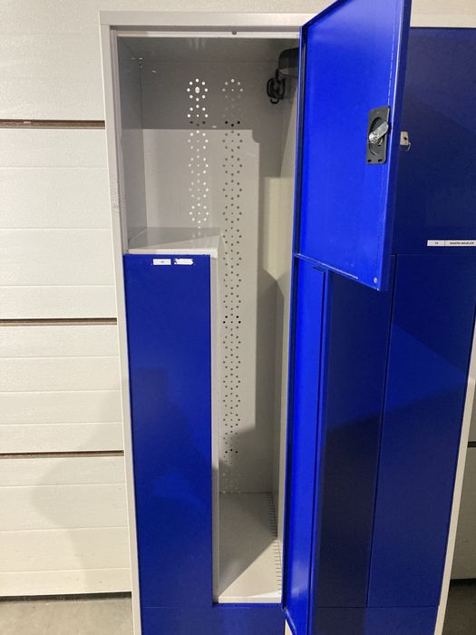 Szafka bhp l 4 drzwiowa zamki klucze czysta z de