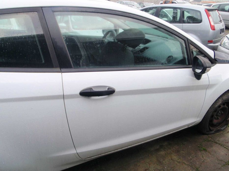 Ford Fiesta MK7 prawe drzwi 3d kolor H9 idealne