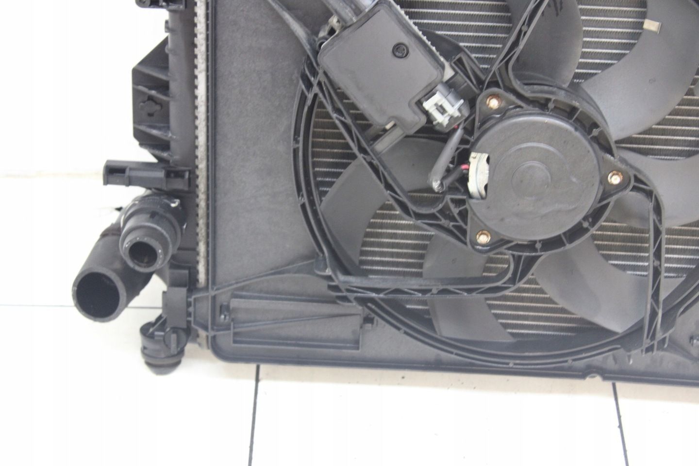 CHŁODNICE WENTYLATOR INTERCOOLER FORD S-MAX 2006R- 1.8 TDCI