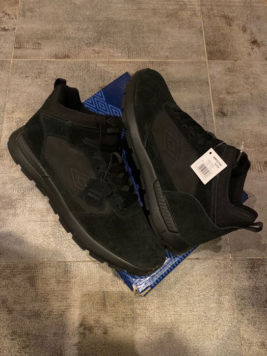 NOWE kat. B Umbro 44/28,5 cm zamszowe ciepłe buty adidasy sneakersy