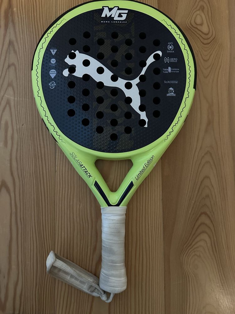 Raquete de Padel Puma Solar Attack 2023