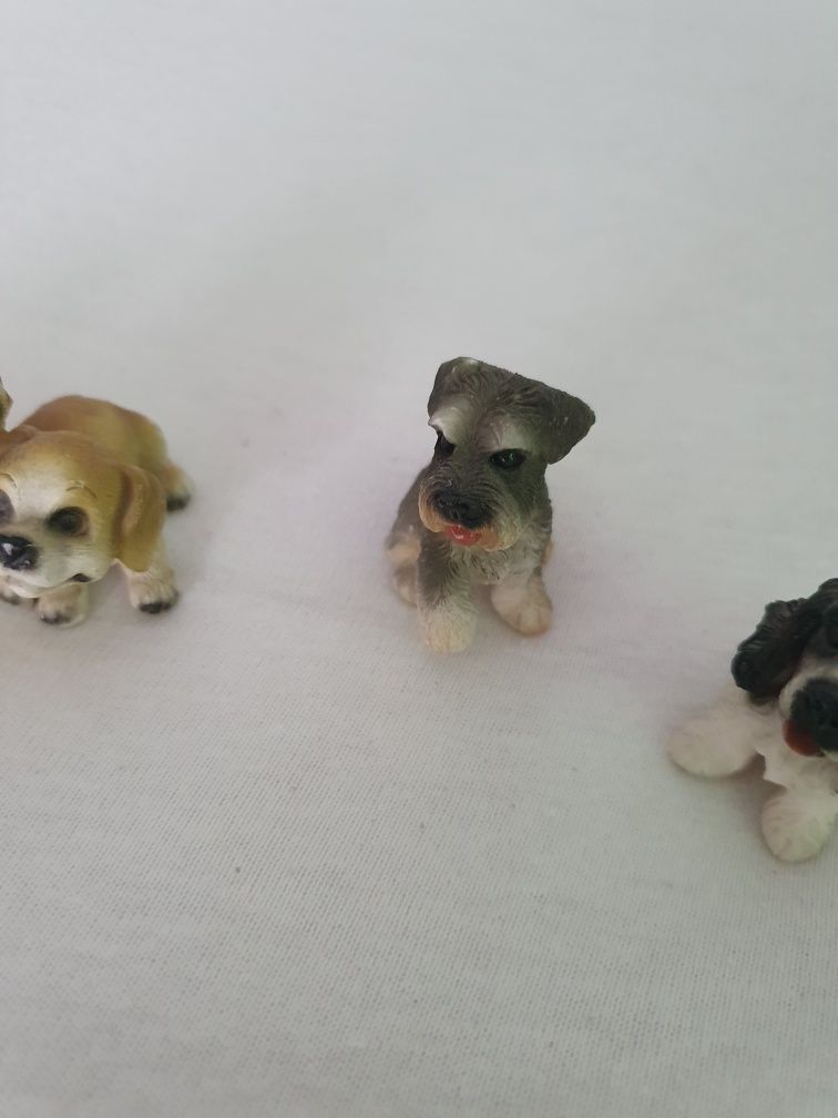 Figurki piesków psy pies zabawki małe pieski figurka ozdoba