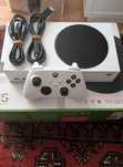 Xbox Series S 512GB Pad Kable Pudełko Faktura Wszystko Pracuje Idealni