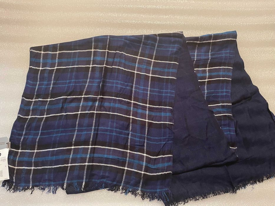 PNA Piękny Damski szal w granatową kratę