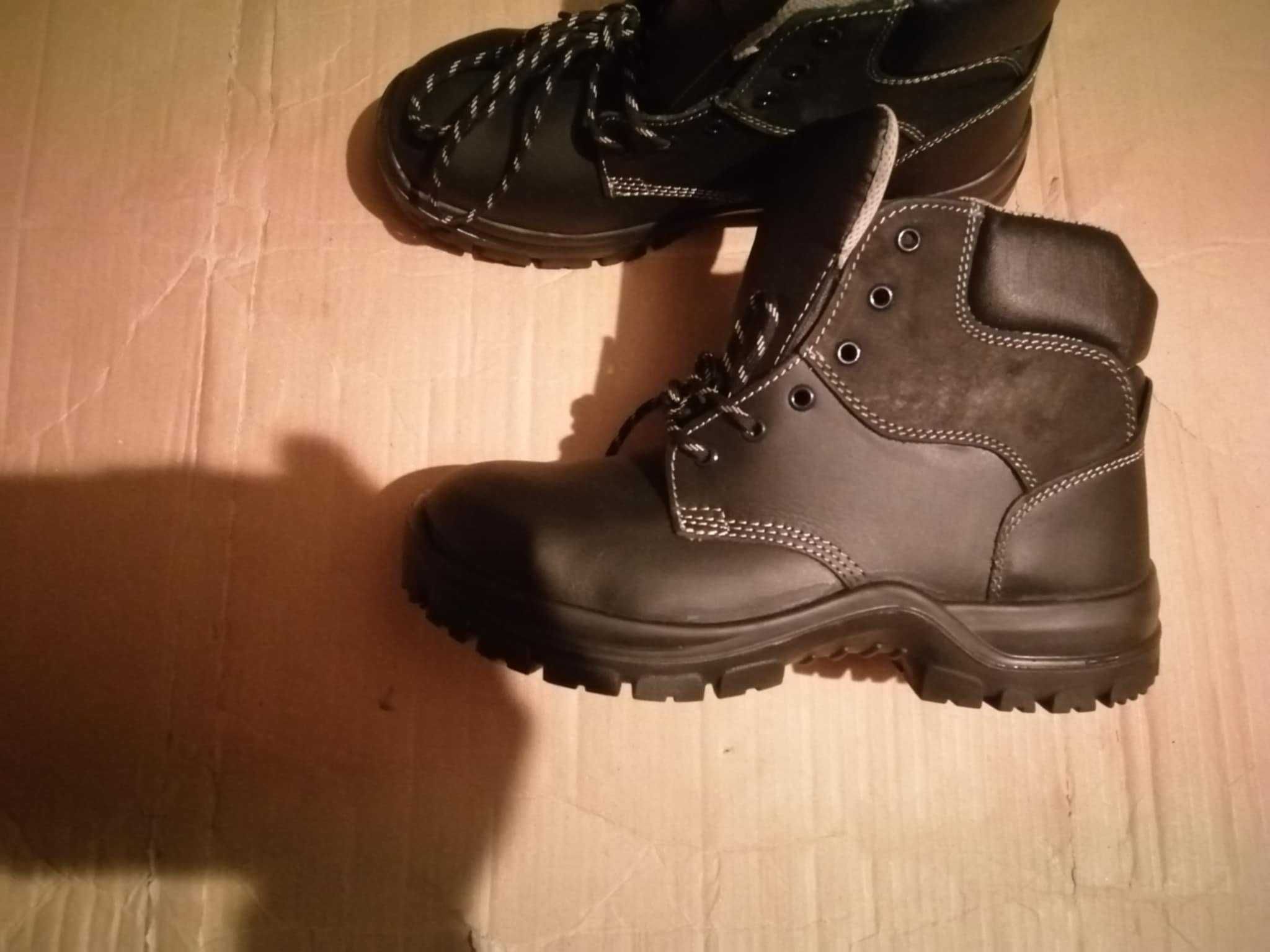 Buty robocze Uvex 45