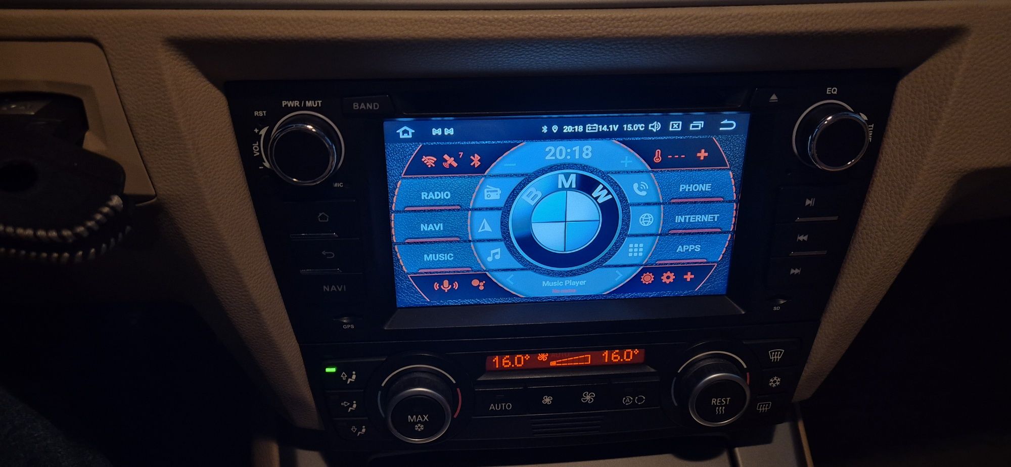 Rádio android bmw e90/e91 Plug and Play igual a novo