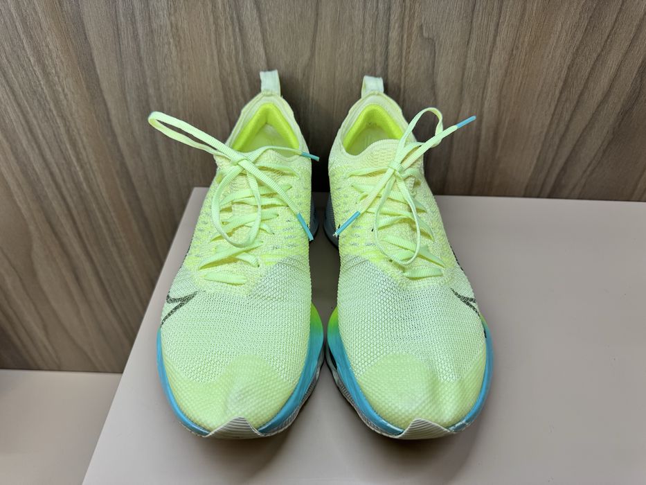 Кросівки Nike Air Zoom Tempo Next% — оригінал