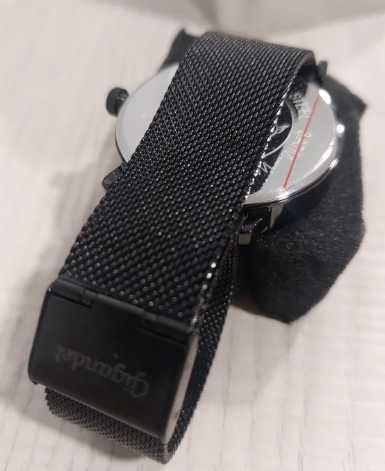 Relógio Gigandet preto minimalista