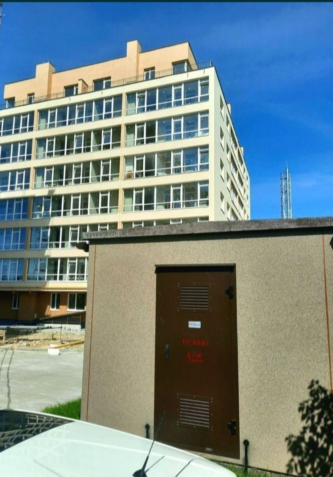 Продаж 2 кімнатної квартири новобуд Дубляни 74,6 м.кв. від власника.