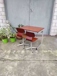 Zestaw dziecięcy stolik i dwa krzesełka z lat 70tych vintage design