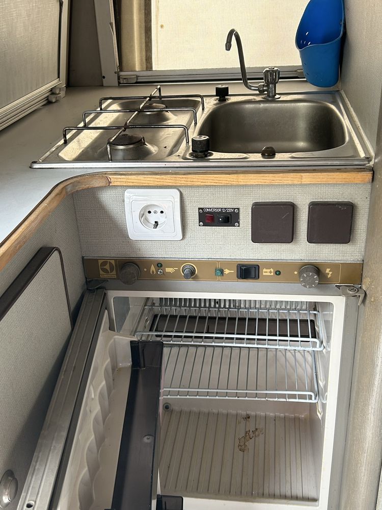 Autocaravana Ford Transit 1989 – Clássica