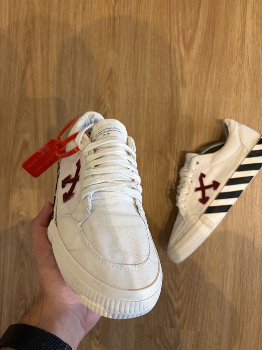 Off-White Vulcanized Low