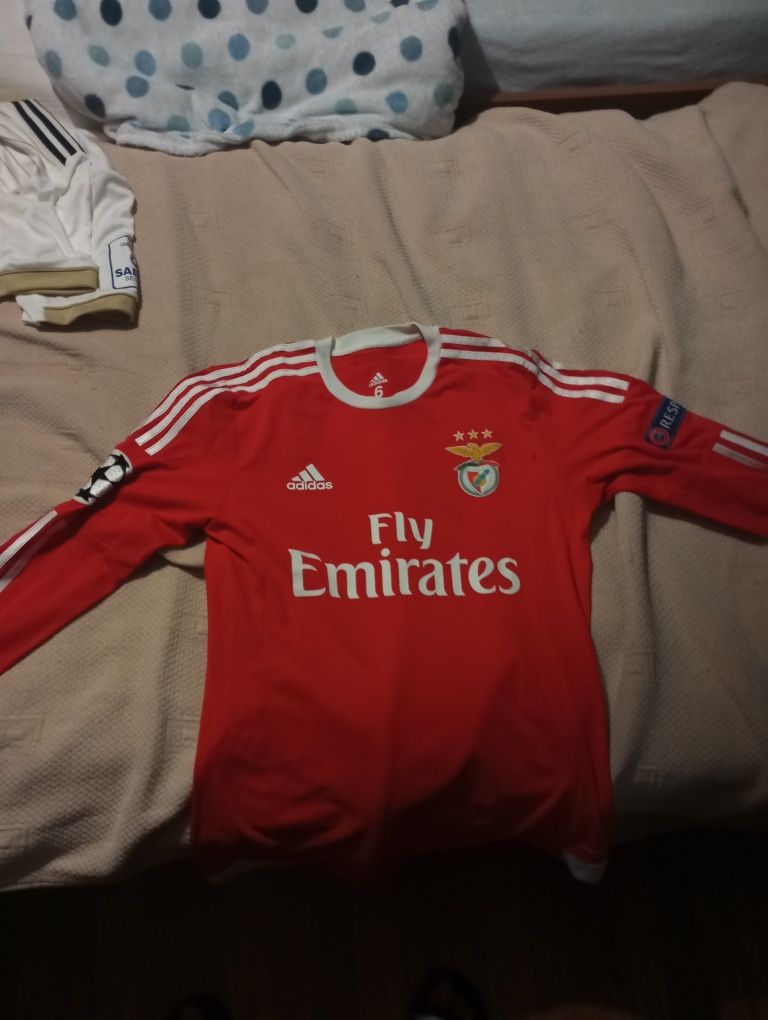 Camisolas oficiais do Benfica de jogadores !