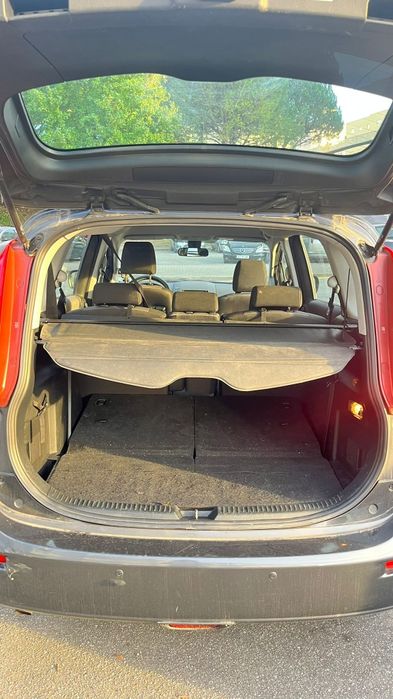 Mazda 5 -  7 Lugares