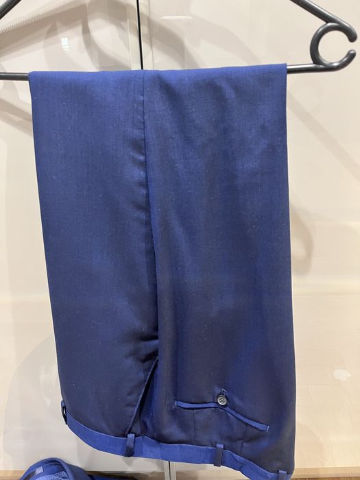 Angielski Bardzo elegancki garnitur wieczorowy męski