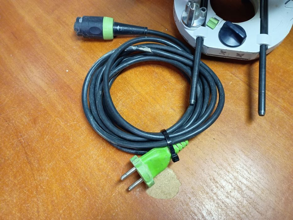 Frezarka gornowrzecionowa Festool OF 1400 EBQ.