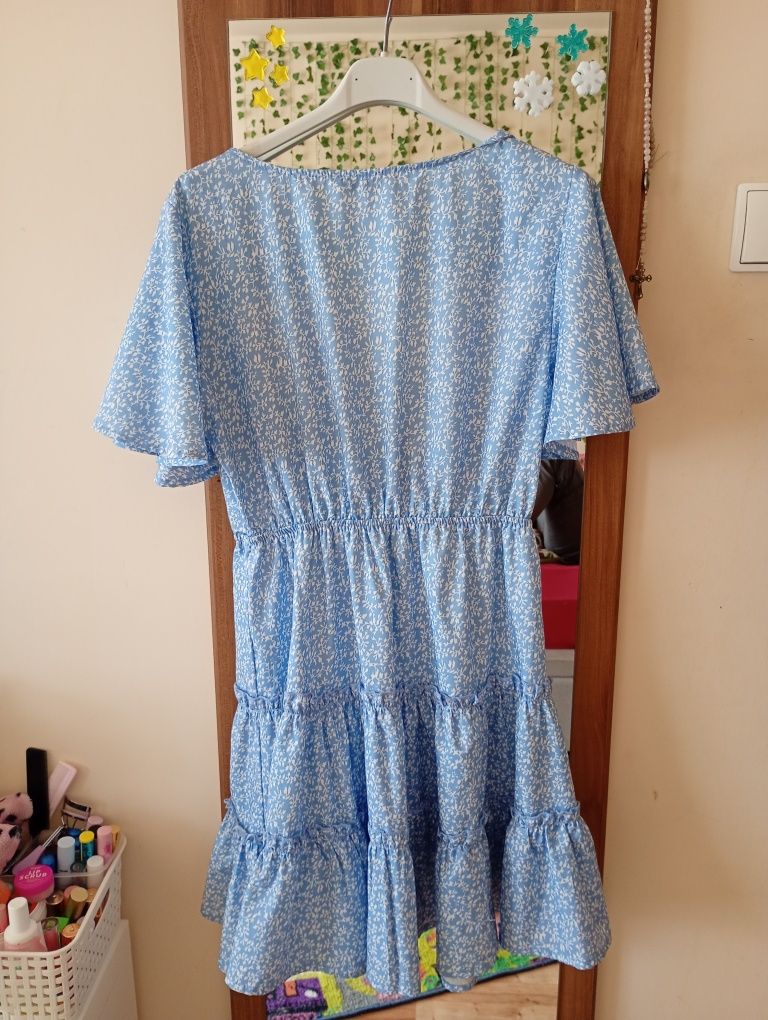 Shein sukienka w kwiaty