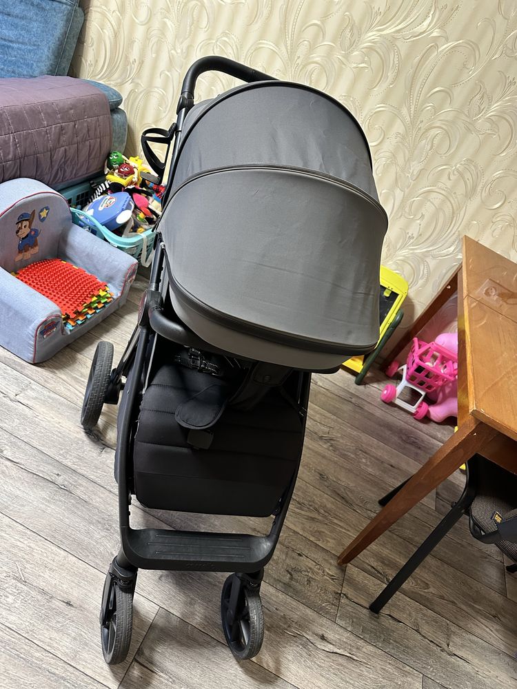 Прогулочная коляска  Carrello Bravo Plus