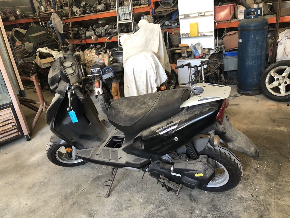 Scooter Skyteam 50cc restauro ou peças