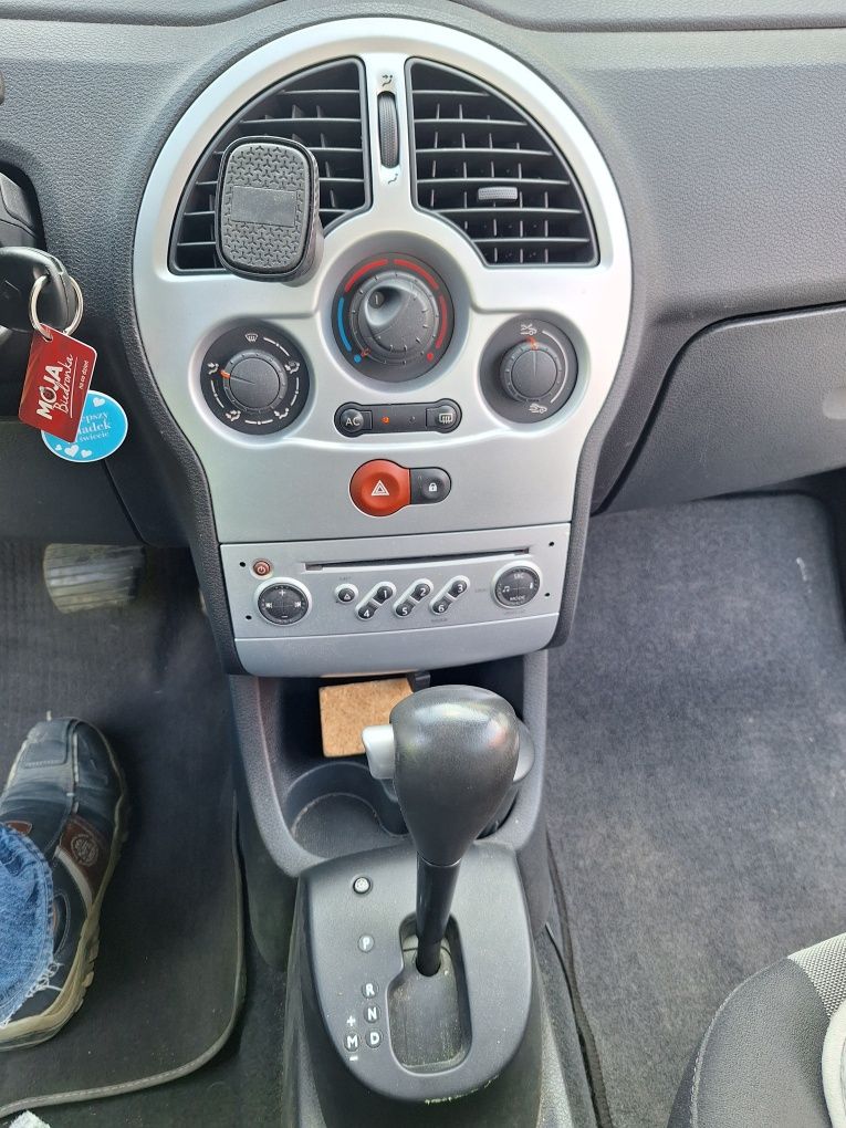 Renault modus, automat, tylko 76 tyś. stan idealny