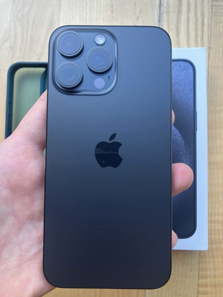 iPhone 15 Pro Max black titanium 256 GB