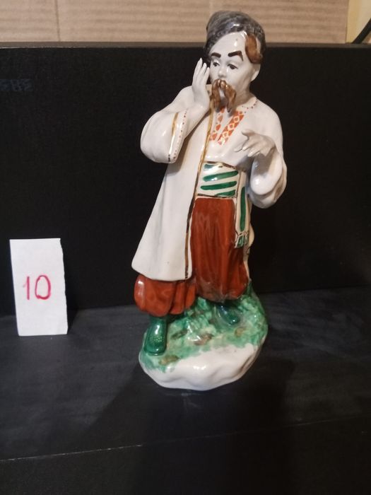 Статуетки порцелянові