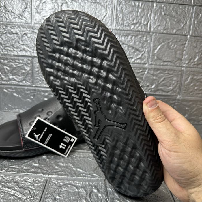 Чоловічі слайдери Air Jordan Play Slide Black Dc9835-060 тапки, капці