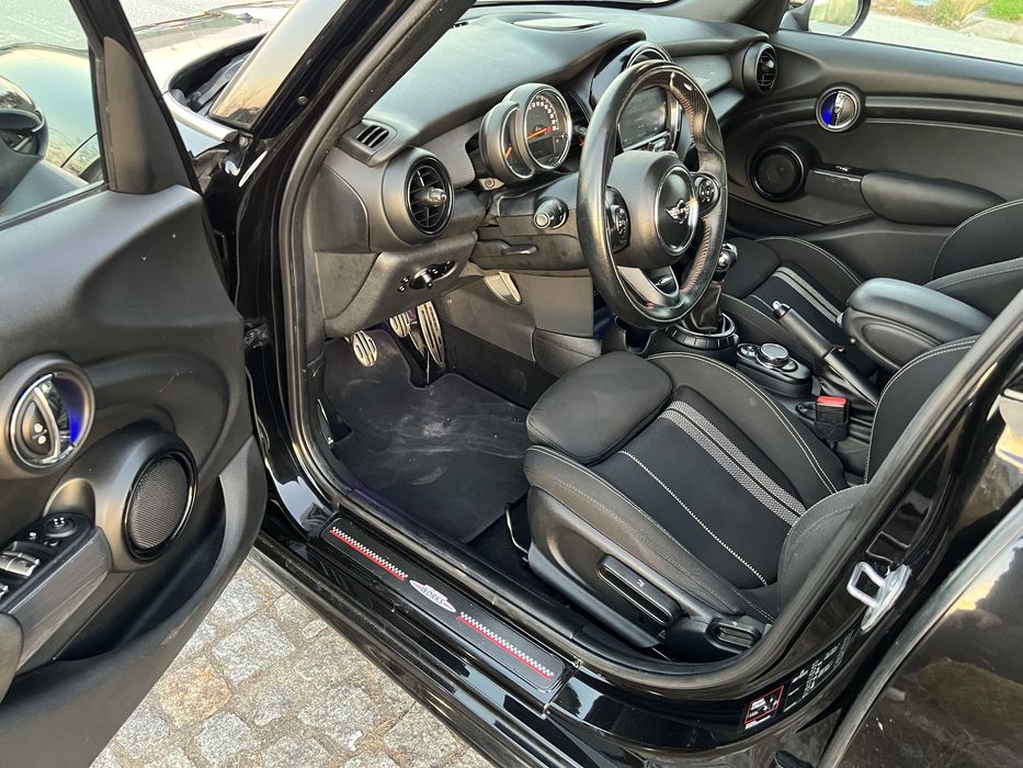 Mini Cooper D 1.5 Diesel 5 Portas (JCW)