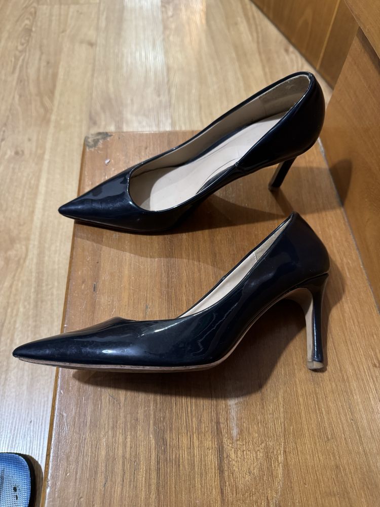 Sapatos saltos altos Parfois T.36
