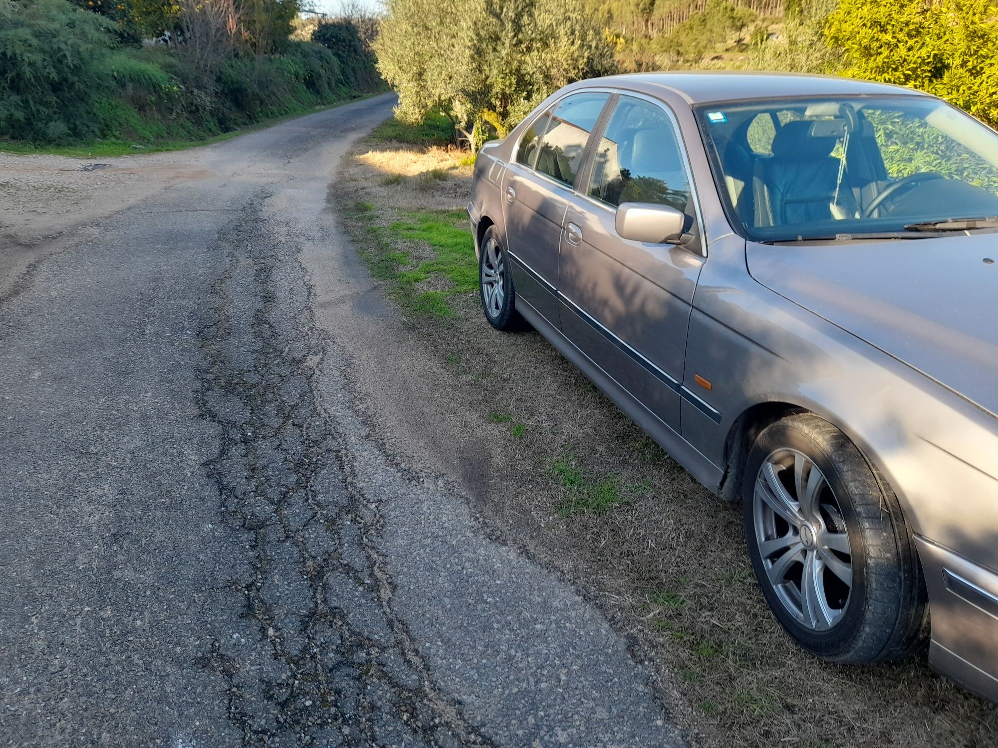 Bmw520d 2001 em bom estado