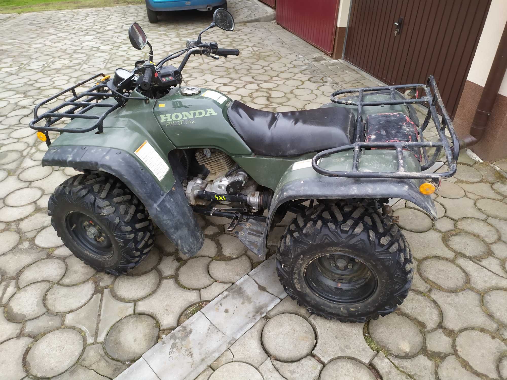 quad 4x4 honda trx 300