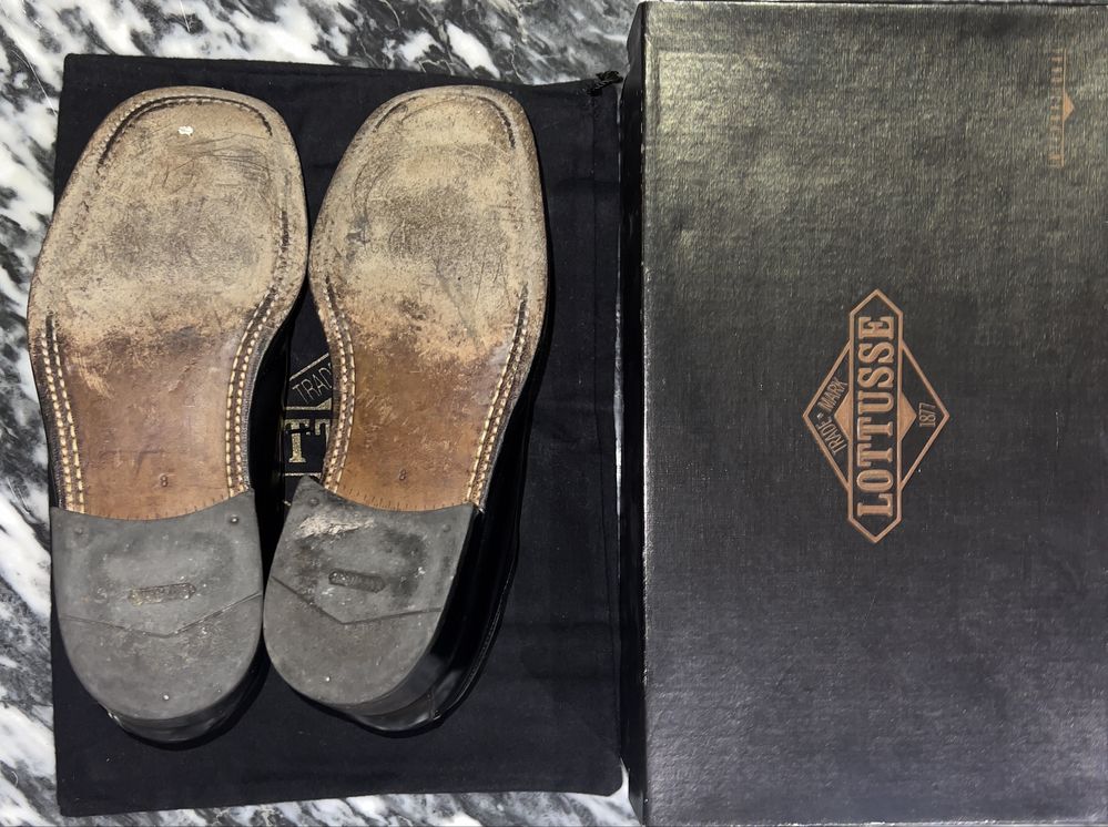Sapatos Lottusse feitos à mão – pele genuína (bom estado)