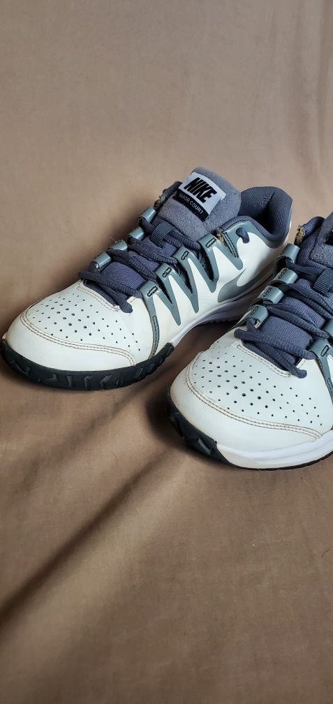 Кросівки Nike р 39 (25 см) оригінал