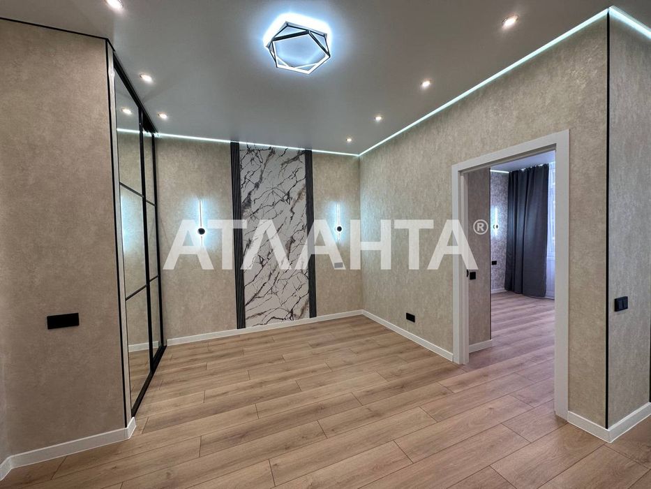 1 комн квартира с ремонтов ЖК 66 Жемужина Фонтан