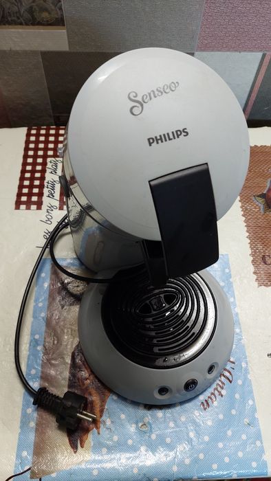 Продам кавову машину Phillips Senseo