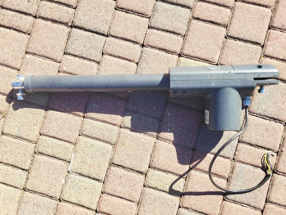 Sprzedam siłownik KINGGATES Linear 400 230R01